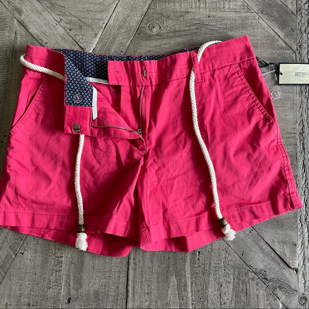 British Khaki NWT women’s shorts pink w rope belt